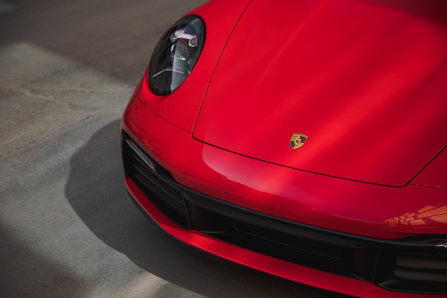 Детали экстерьера Porsche 911 Carrera (992) 2019 года  (NA) (фото 17 из 22)